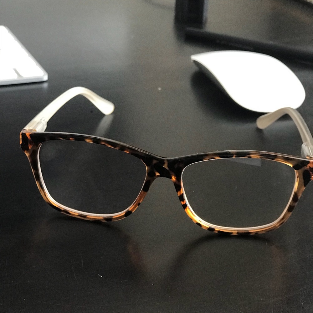 Lulu Guinness reading glasses